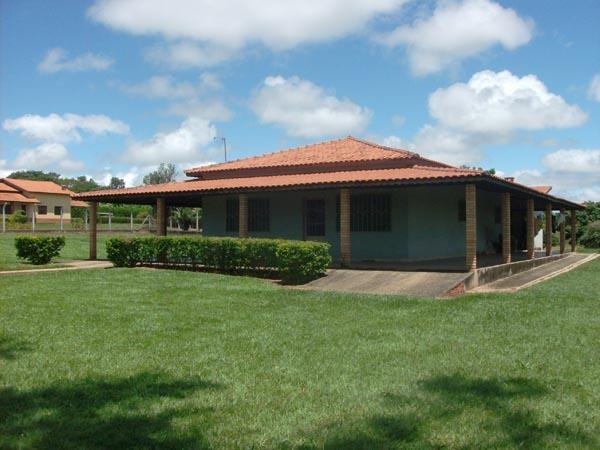 Fazenda à venda com 3 quartos, 4900m² - Foto 2