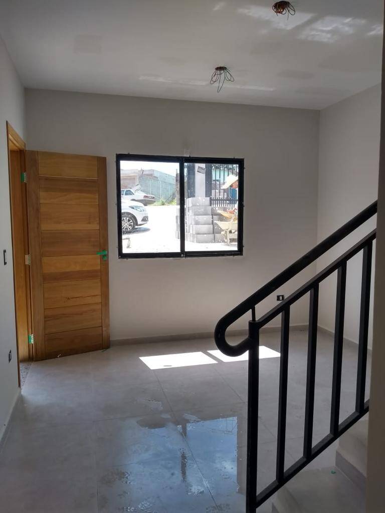 Casa à venda com 2 quartos, 125m² - Foto 3